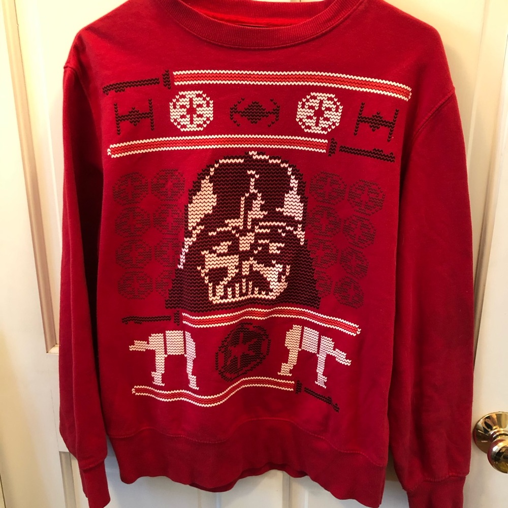 ✨MOVING SALE✨ Red Darth Vader Christmas Sweatshirt